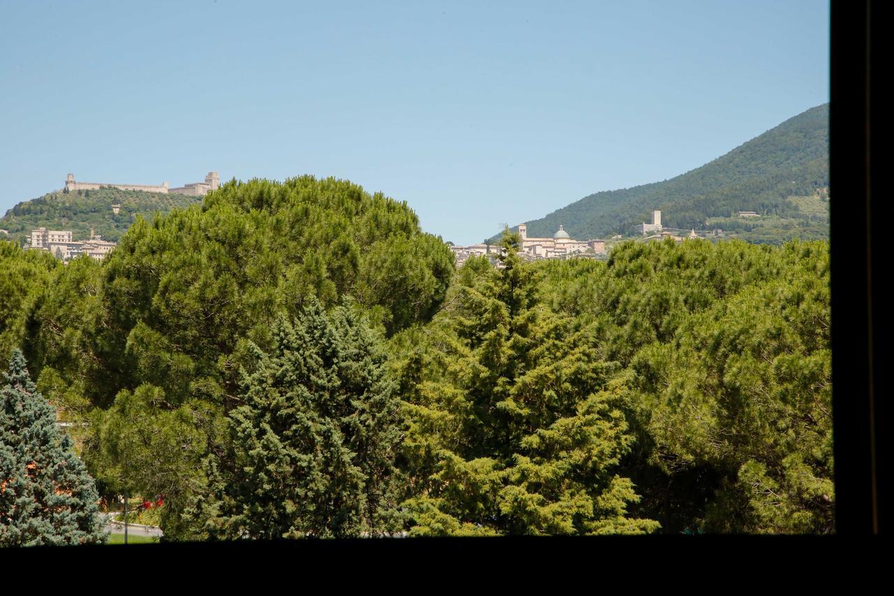 Hotel Mom Assisi Santa Maria Degli Angeli  Exterior foto